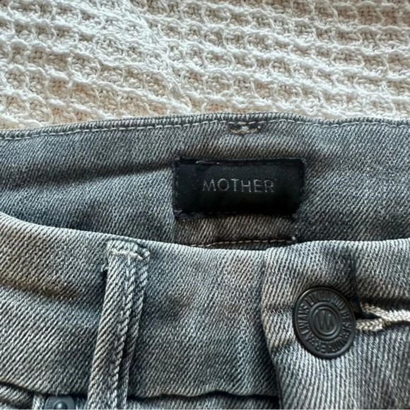 Mother Denim Looker High-Rise Jeans in Supermoon size 24 - Picture 6 of 11